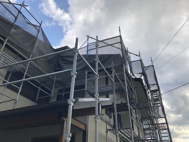 外壁塗装の足場